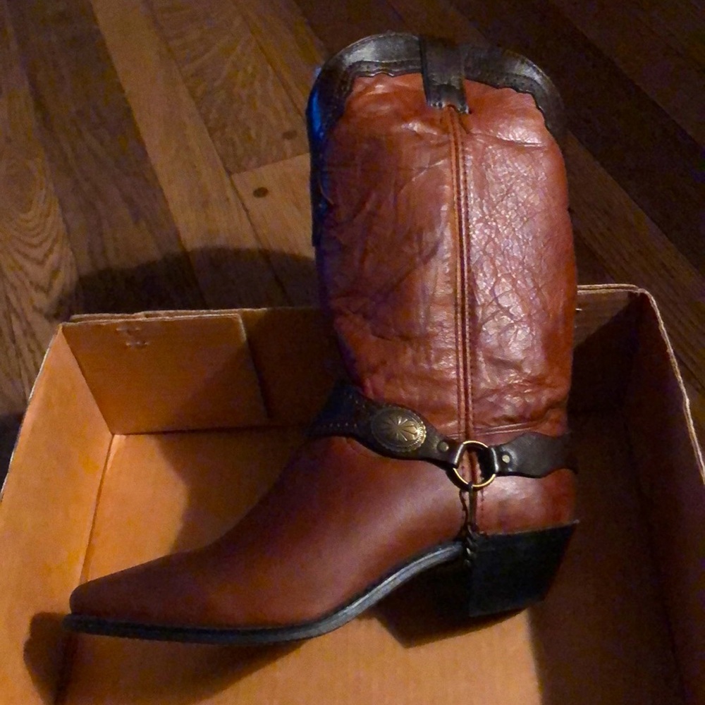 Western fashion boot size 8
